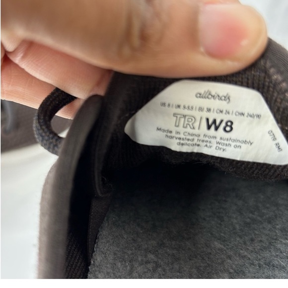 Allbirds Tree Runners Women size 8 - Picture 3 of 4